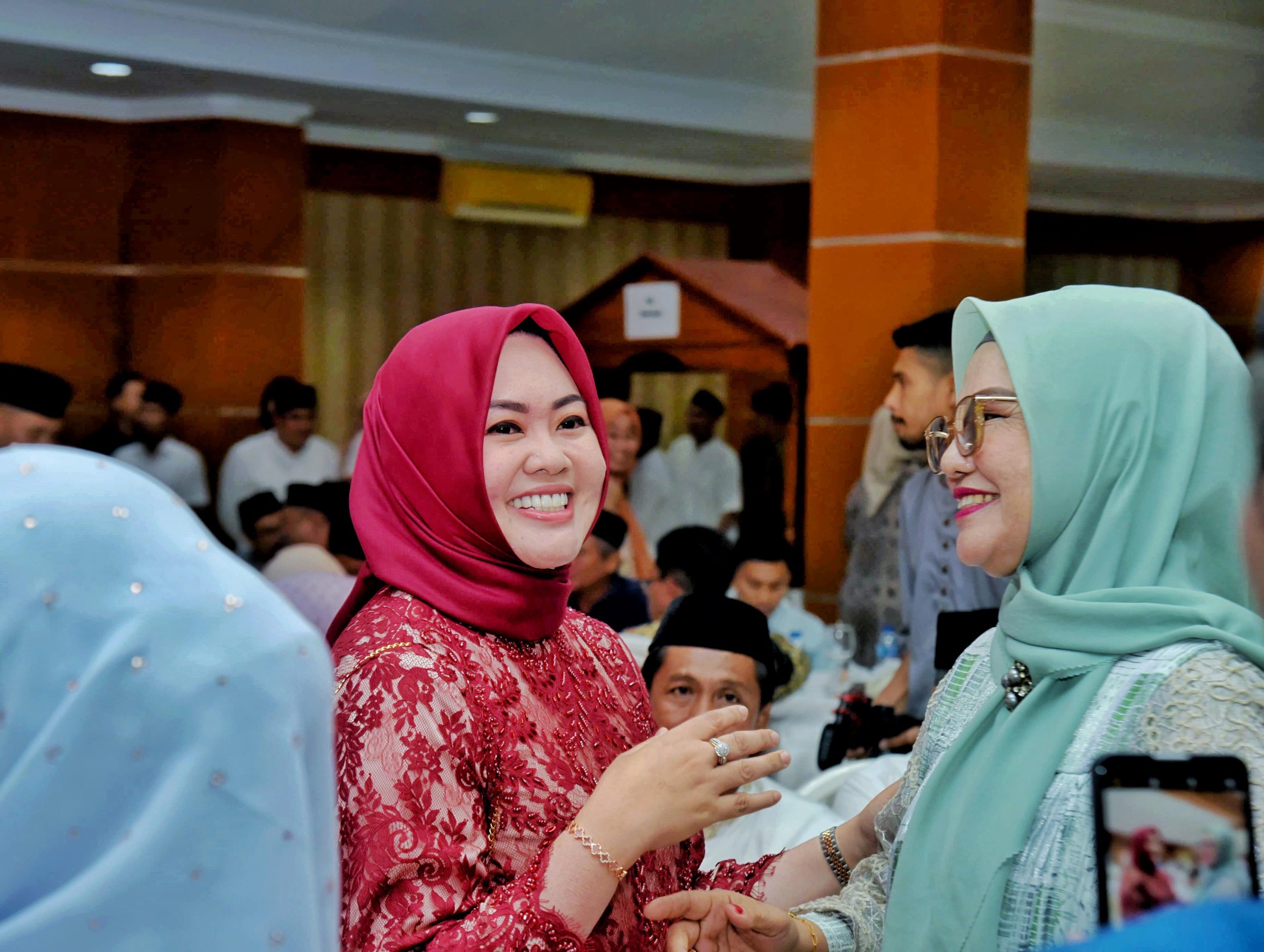 Raut Bahagia Siska-Sudirman, Disambut Hangat Gubernur Sultra saat Acara Halalbihalal di Kendari 3