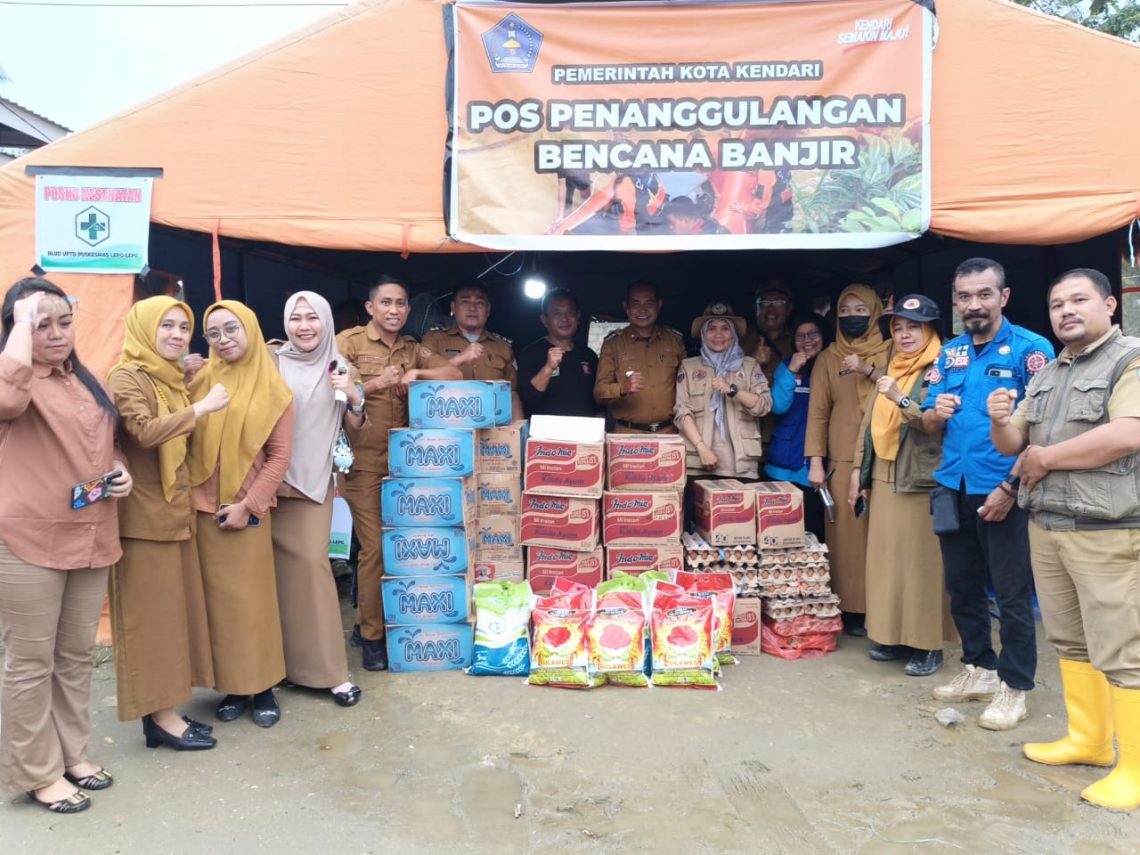 ASN Pemkot Kendari Kompak Bergerak, All Out Salurkan Bantuan untuk Korban Banjir Kali Wanggu 3