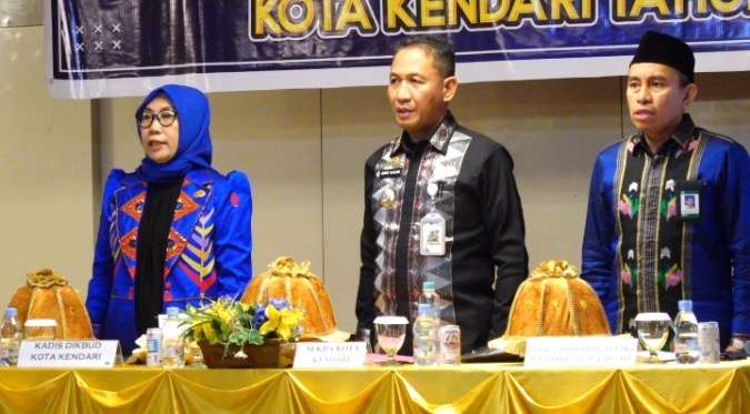 Pemkot Kendari Kukuhkan Satgas Pengentasan Anak Tidak Sekolah, Komitmen Jamin Masa Depan Generasi Muda 4
