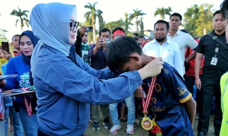 Penutupan HUT ke-81 RI di Kendari Dikemas Lengkap dengan Olahraga, Layanan Publik, dan UMKM 3